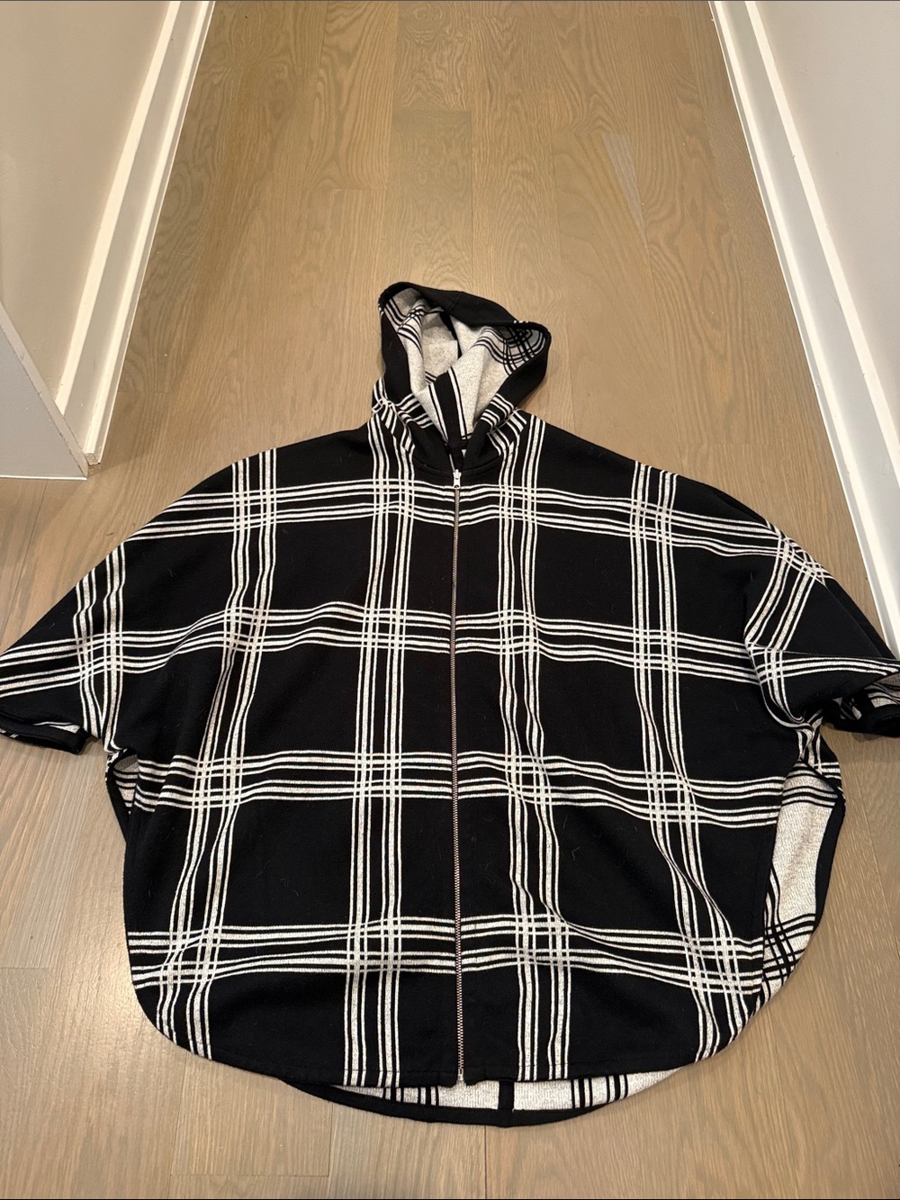 Women's Black & White Plaid Hooded Zip-Front Poncho